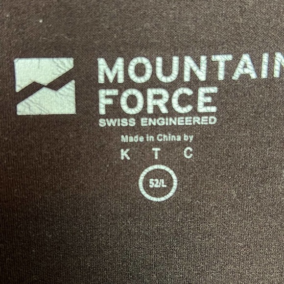 Mountain Force Quarter Zip Pull Over, Large - Picture 5 of 8